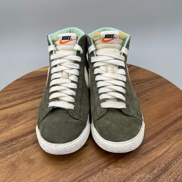 Nike Blazer Mid 77 Shoes Womens Size 9 Olive Suede Casual Athletic Gym Sneakers - Picture 2 of 9